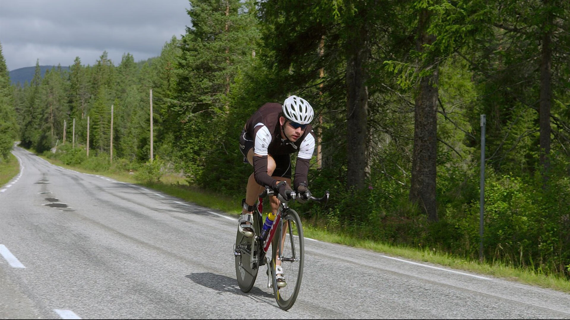东契奇：要是我和里夫斯能投进那些球，本场早就能突破150分，东契奇what foul